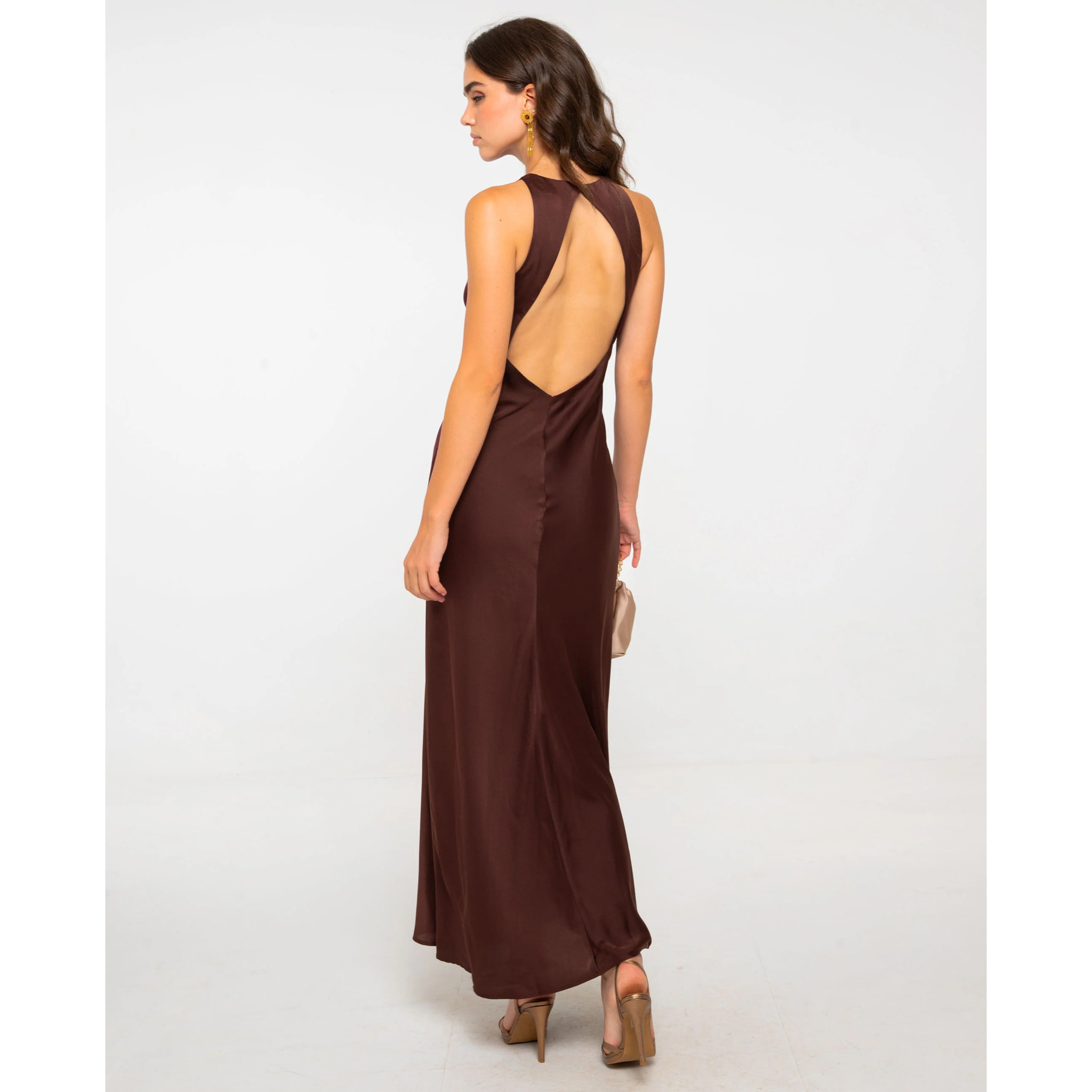 Vestido largo espalda descubierta de mujer