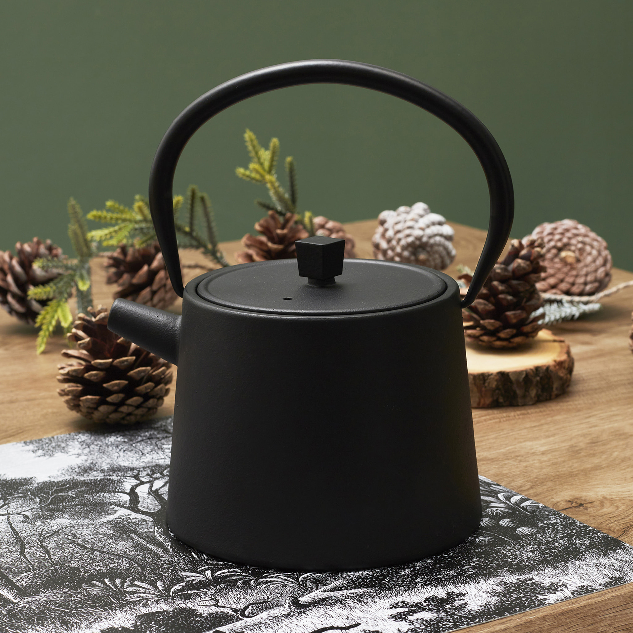 Theiere En Fonte 90cl M8