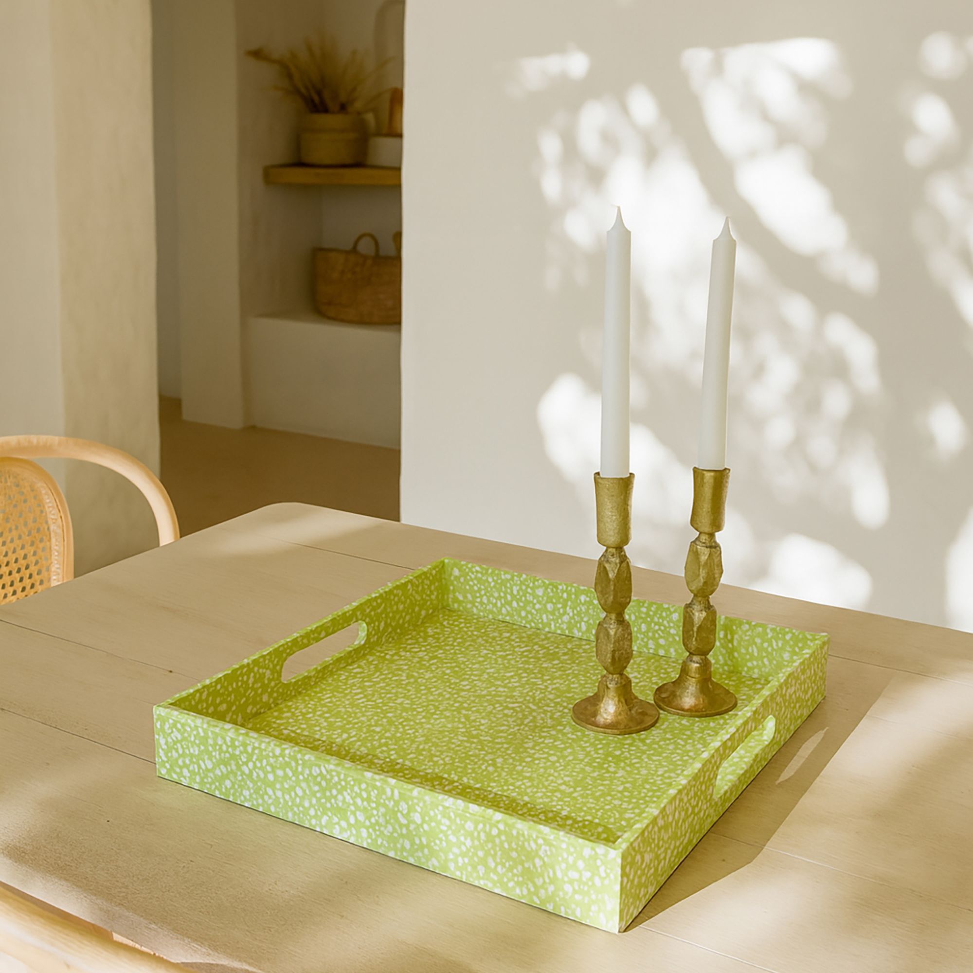 Plateau en coquilles d'œuf vert  TULUM