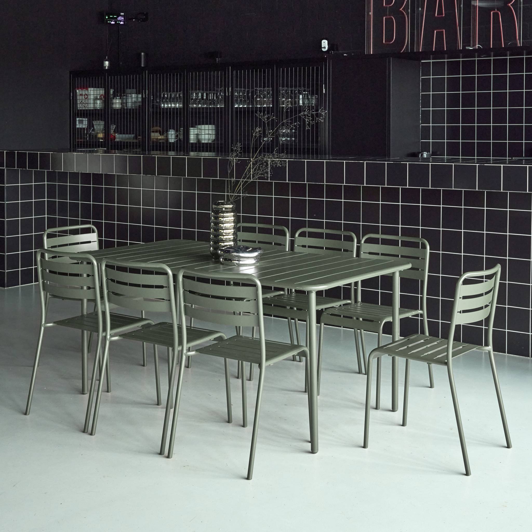 Table de jardin métal + 8 assises AMELIA