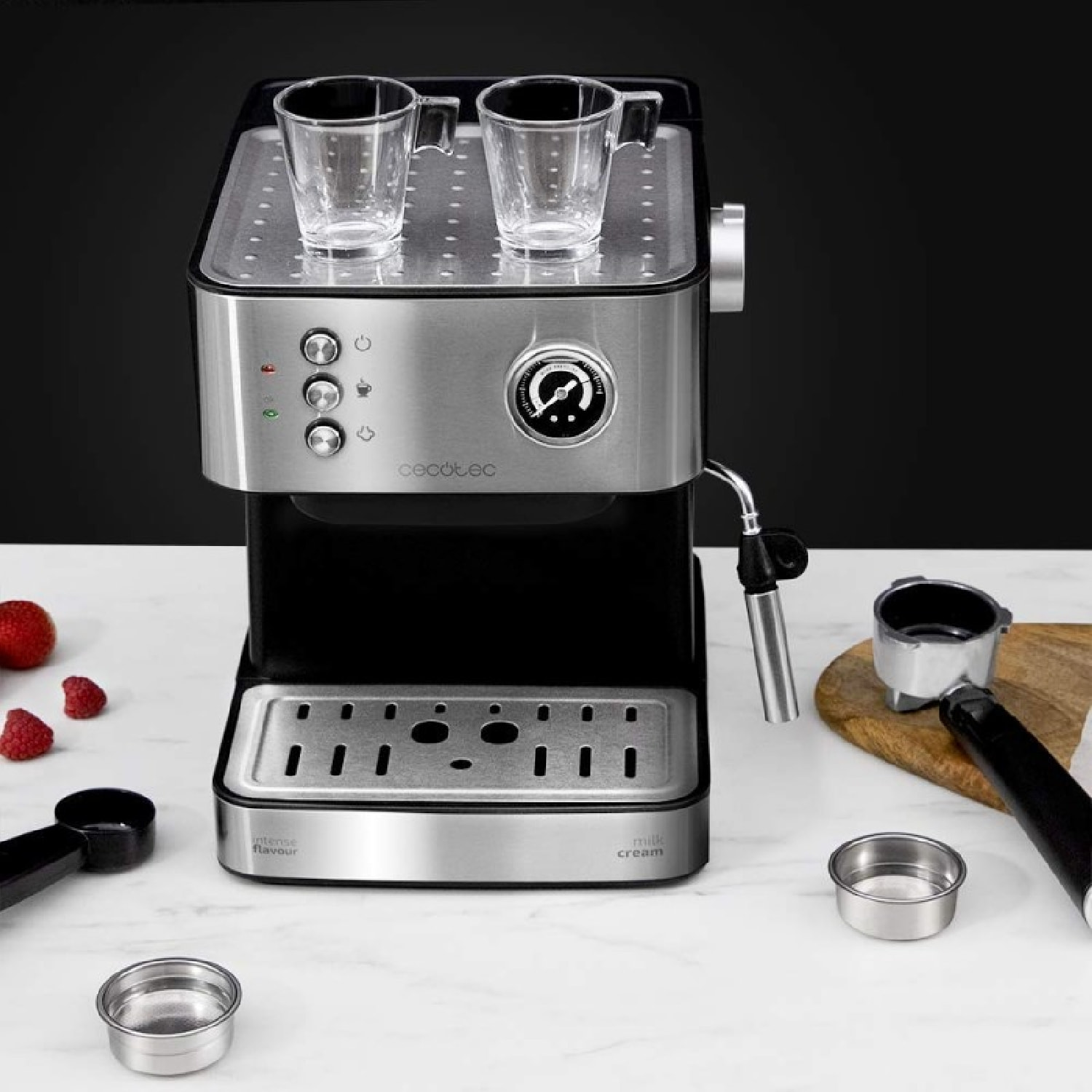 Cafetera Express Power Espresso 20 Professionale. 850 W, 20 Bares, Manómetro, De