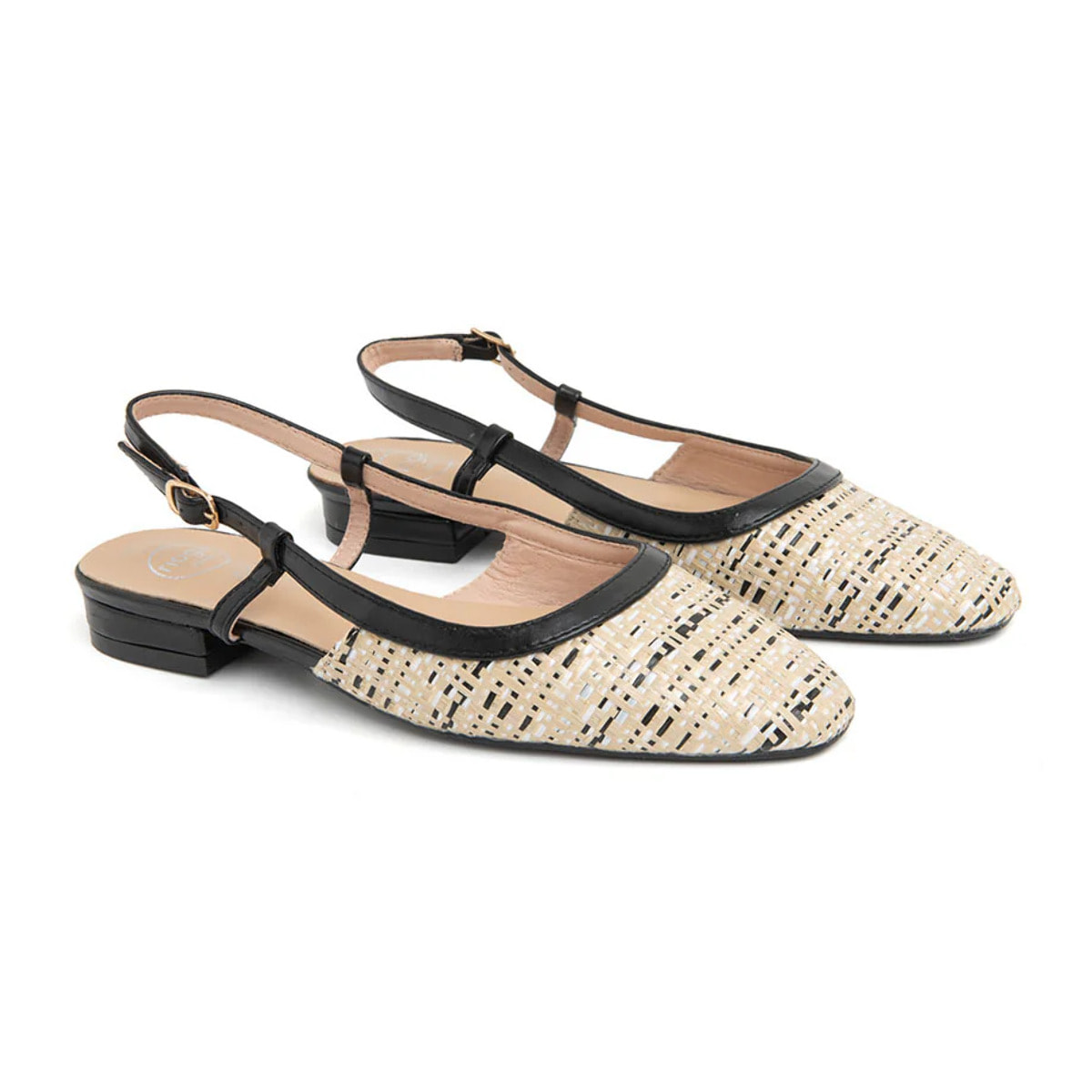 Slingback con tacco 3 e punta stondata - NERO