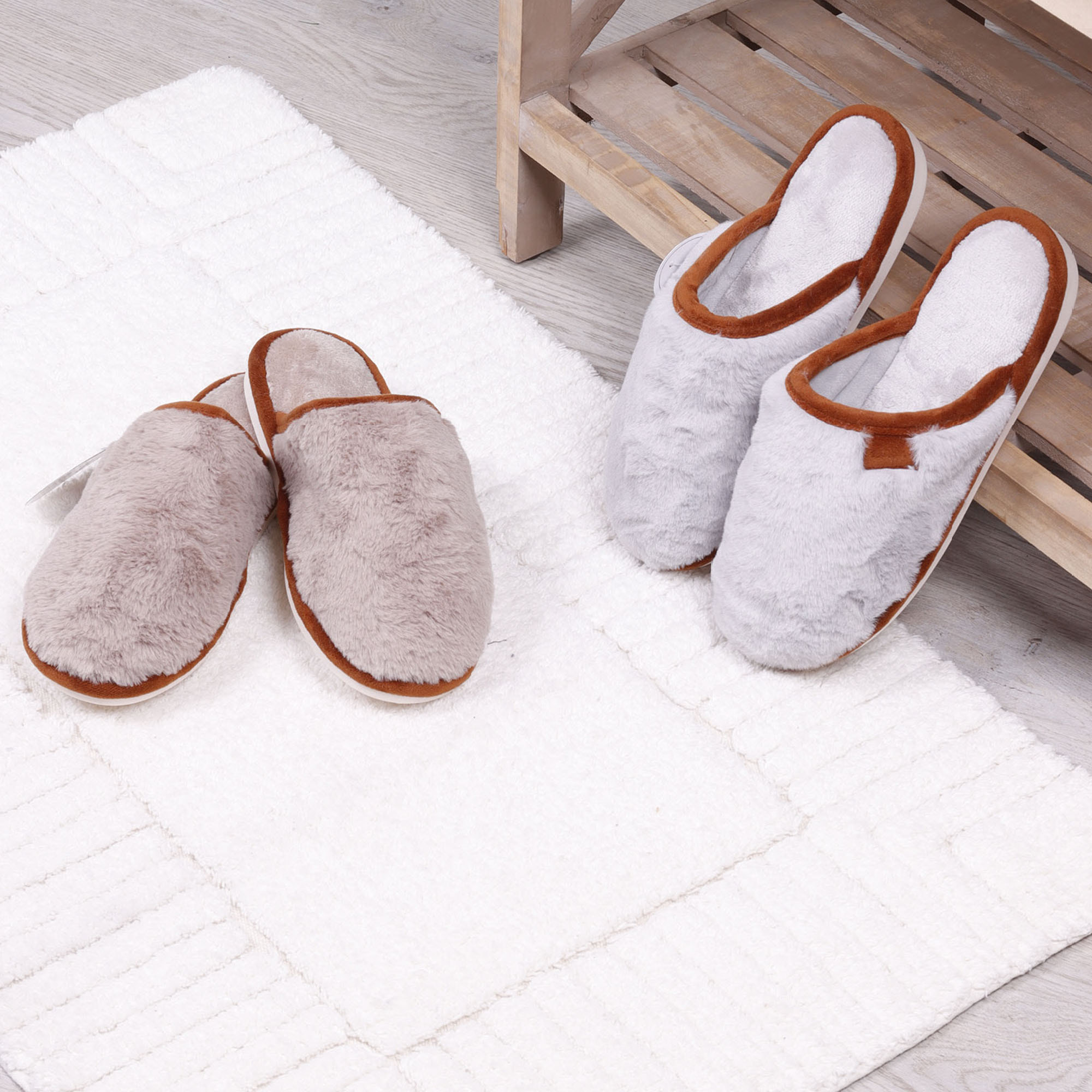 Ciabatte Pantofole Invernali in Morbida Ecopelliccia Modello Wool Cream