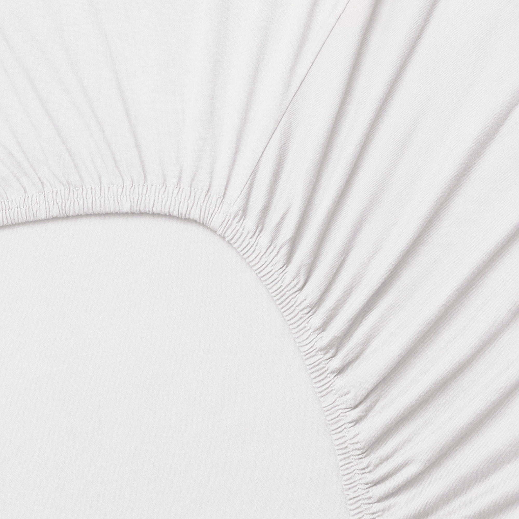 Sábana bajera 100%algodón 180tc color blanco logo bordado el ganso