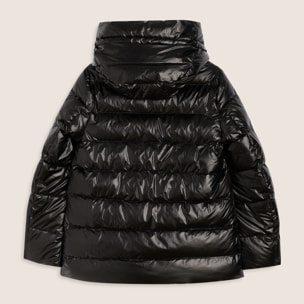 Piumino donna lucido con cappuccio protettivo e coulisse