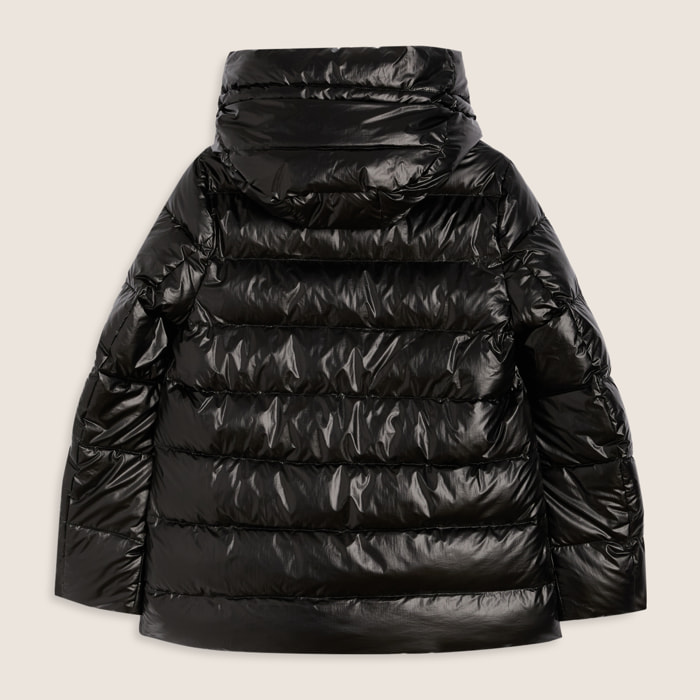 Piumino donna lucido con cappuccio protettivo e coulisse