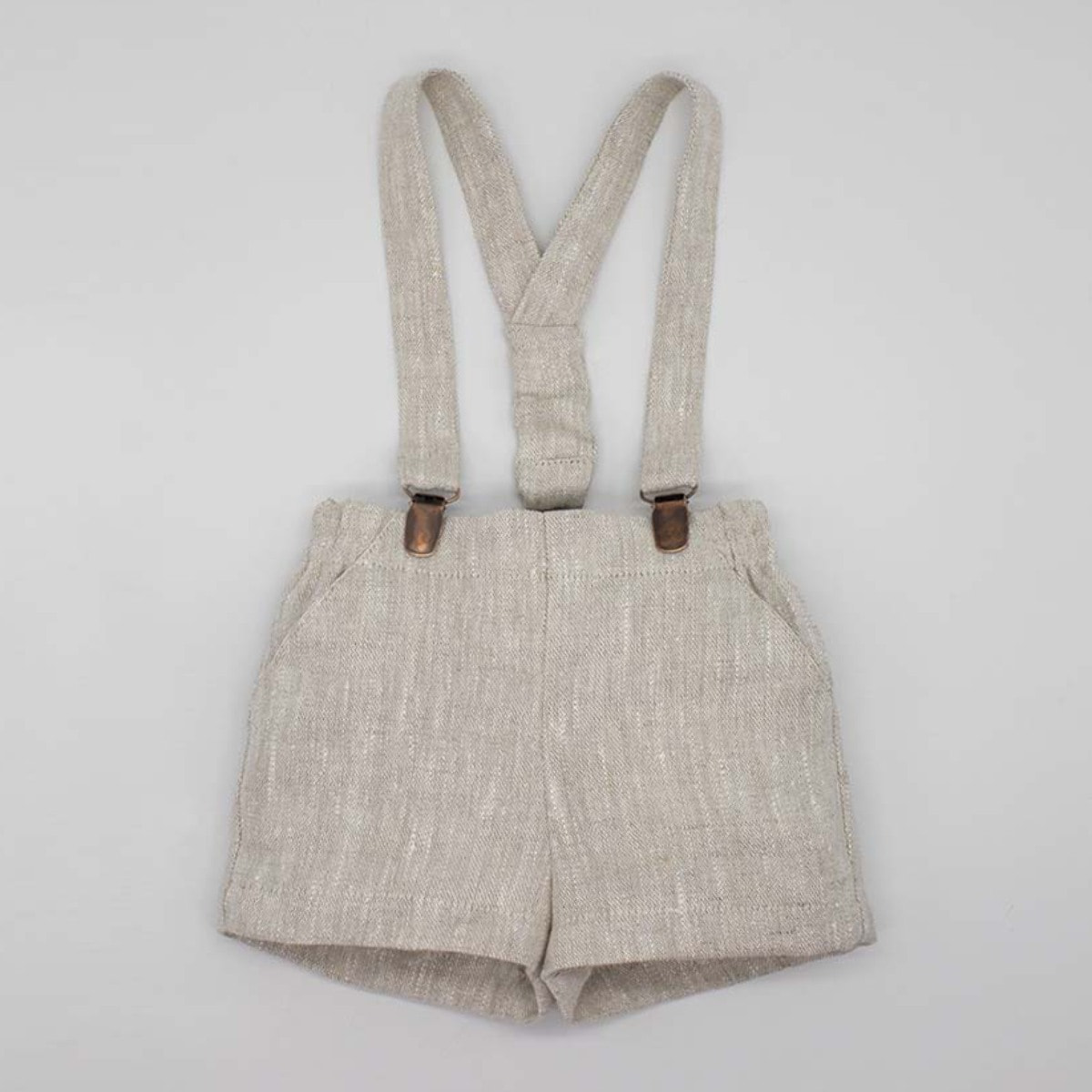 BERMUDA CON TIRANTES LINO BEIGE