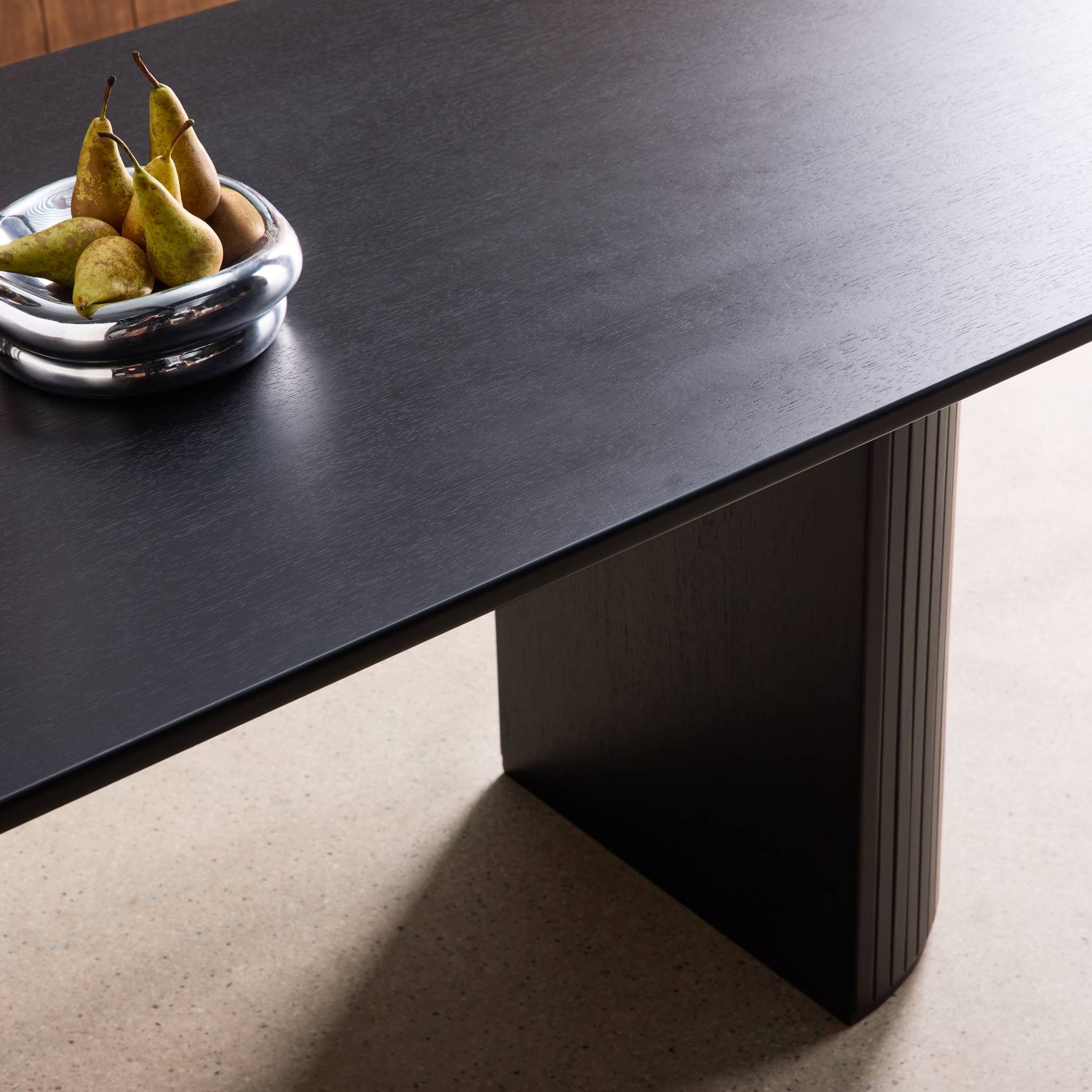 Table à manger oblongue bois d'hévéa et placage chêne 6-8 places ESTEBAN