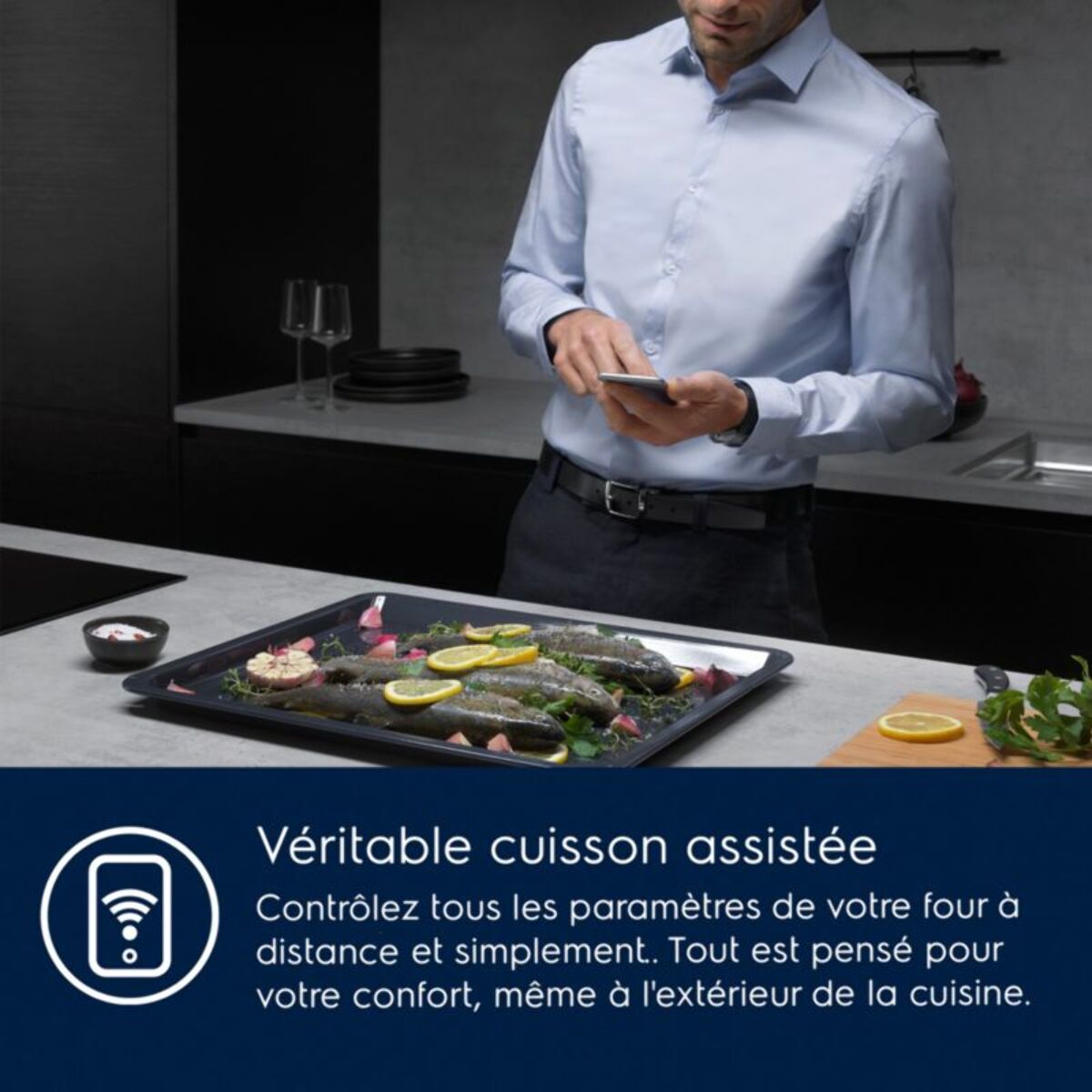 Four encastrable fonction vapeur ELECTROLUX EOC6P67WX