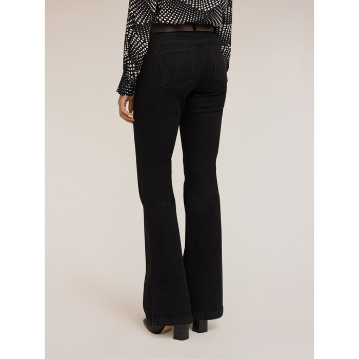 Motivi - Jeans acampanados con botones de metal - Negro