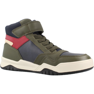 Zapatillas Niño de la marca GEOX  modelo J367RF 0MEFU MARRON