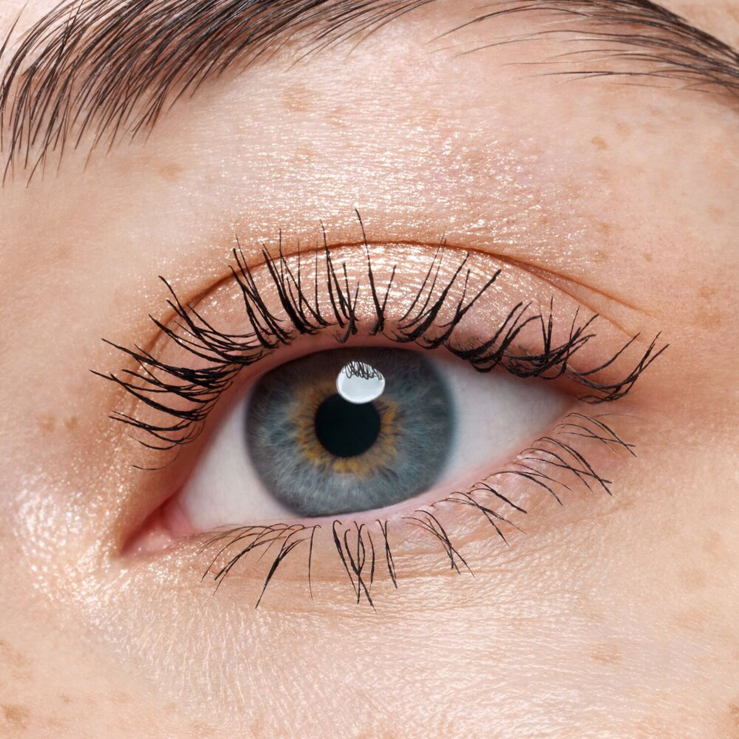 Metallic Spark Cream Eyeshadow - Fard à Paupières en Crème Longue Tenue