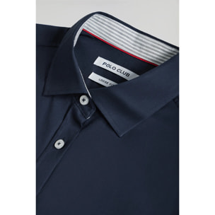 Camisa oxford azul marino con logo bordado