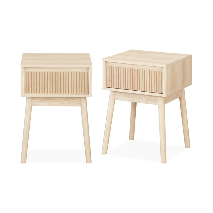 Lot de 2 tables de chevet avec un tiroir. Panneaux stratifiés couleur naturelle. Pied en bois de sapin.  L 39 x 39 x H 55.4cm LINEAR