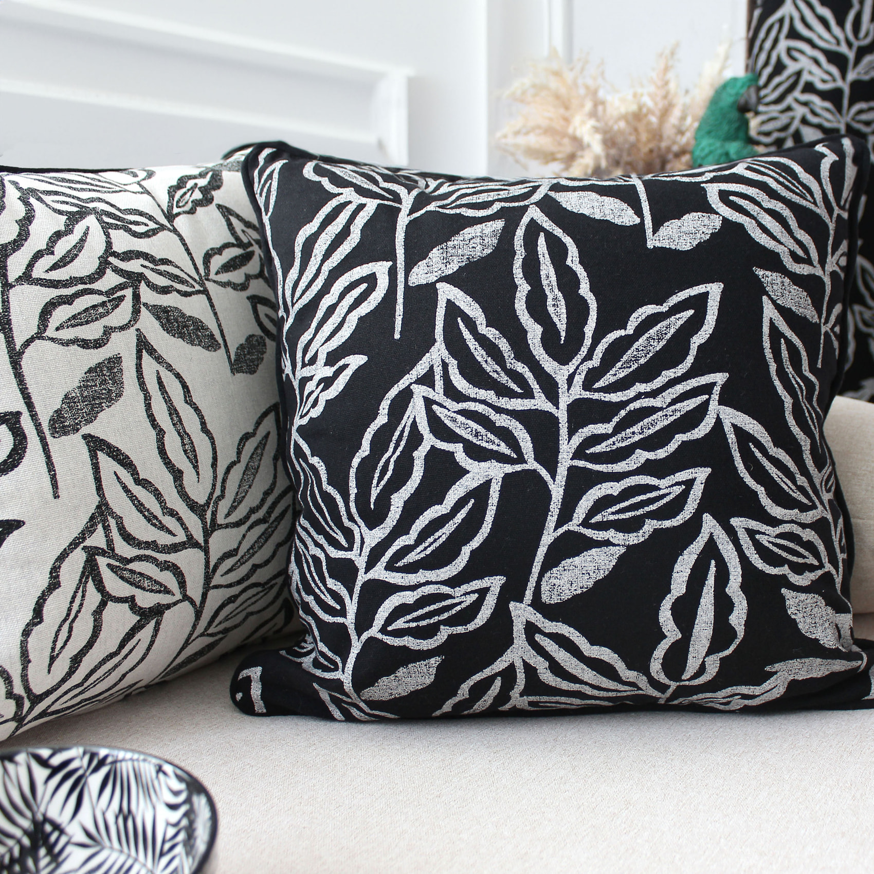 Coussin déhoussable en coton recyclé Chambray - Noir