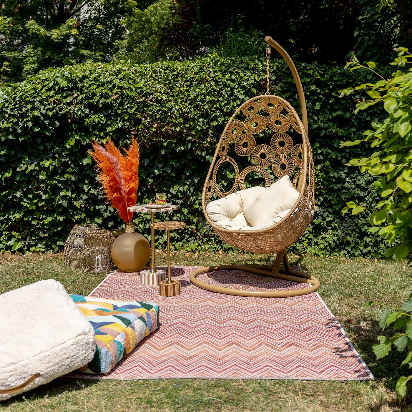 Table d'appoint Domero Geo marron et dorée Kare Design