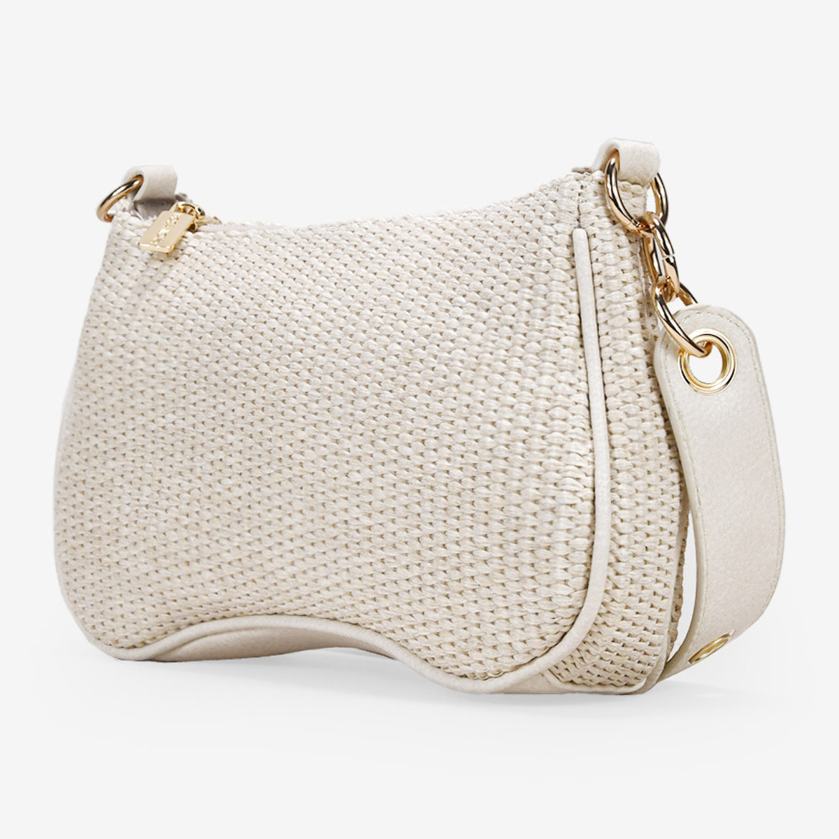 Bolso de hombro beige en rafia
