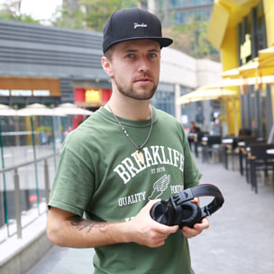 CUFFIE MAGNUSSEN H6 in nero