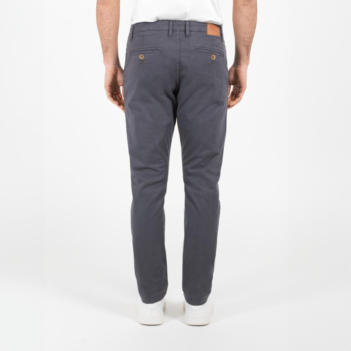 Pantalone chinos in gabardine