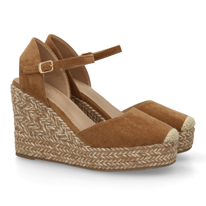 Alpargata de cuña con trenzado bicolor