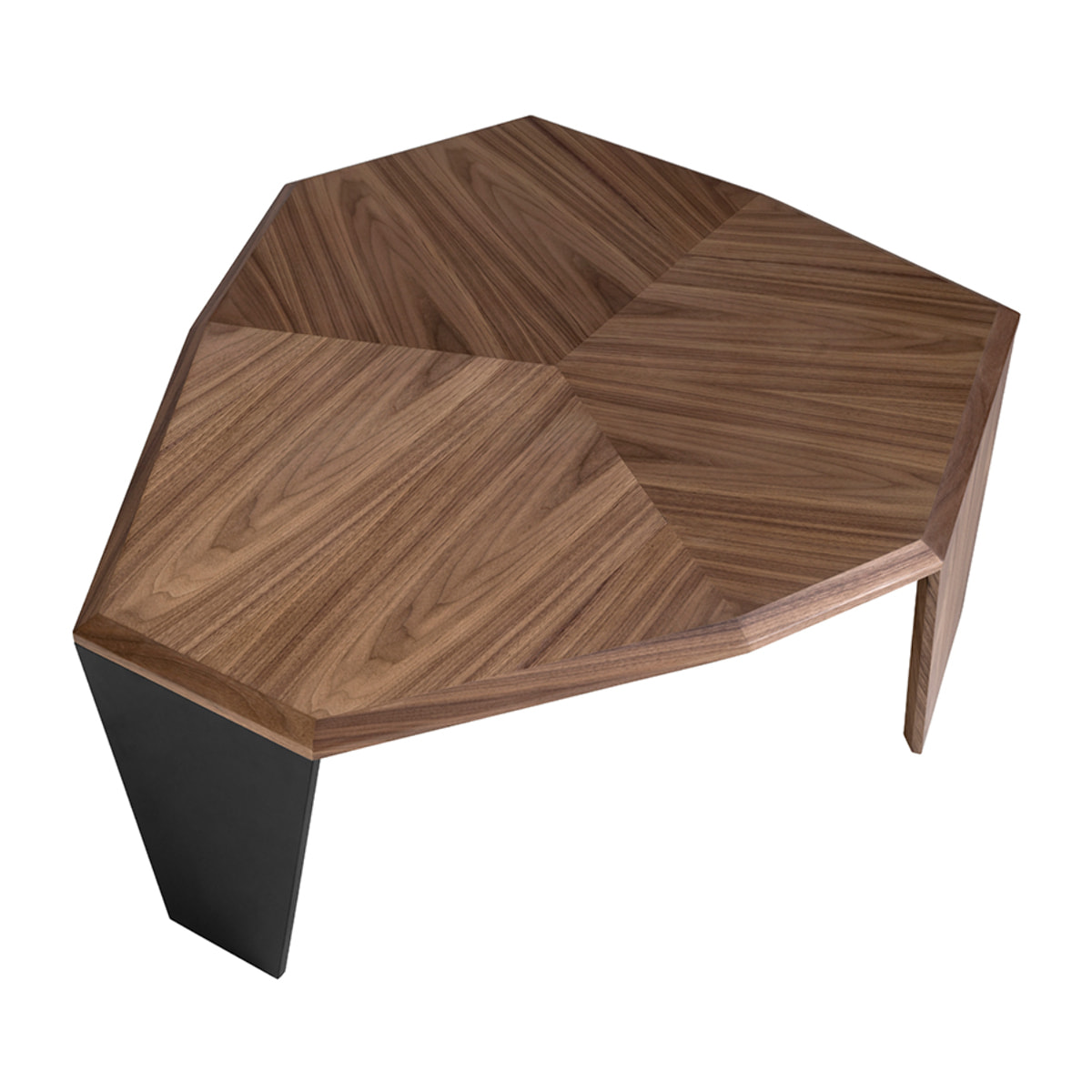 Mesa centro asimétrica con tapa de madera chapada en nogal natural y patas de PVC de en negro 115x96x40cm