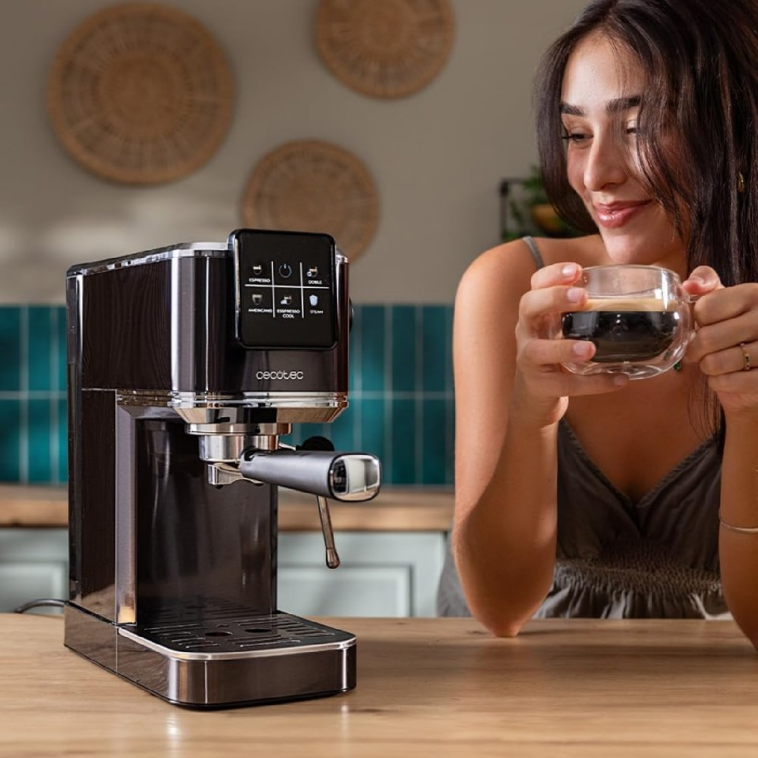 Cecotec Machine à café express Cafelizzia ColdBrew