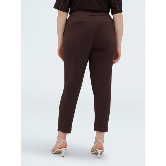 Fiorella Rubino - Jogger in tessuto stretch con risvolto - Marrone