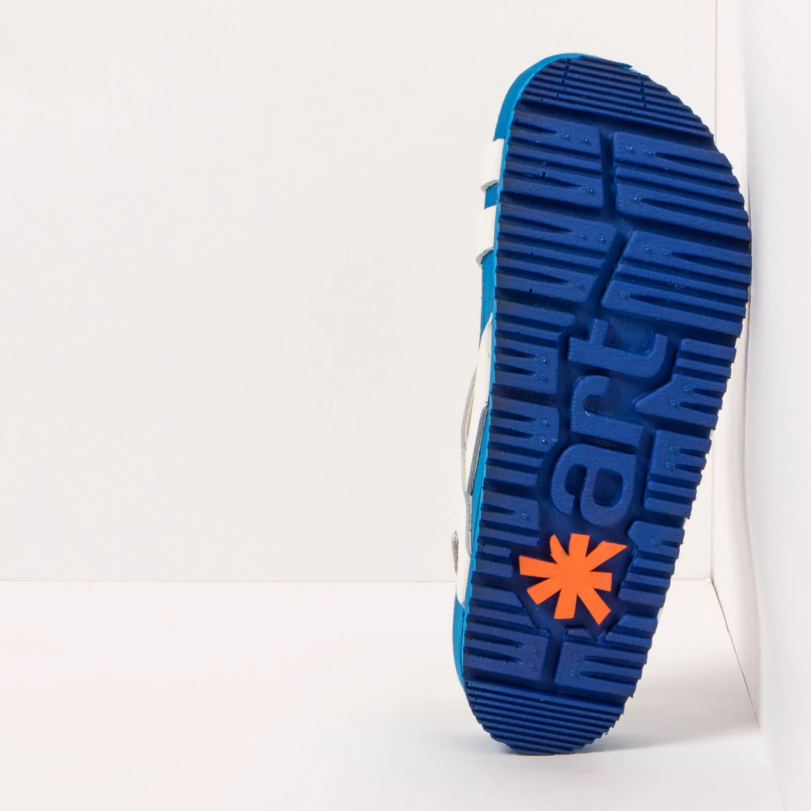 Sandalias 1619 NAPPA WHITE-BLUE /BURDEOS color White-blue
