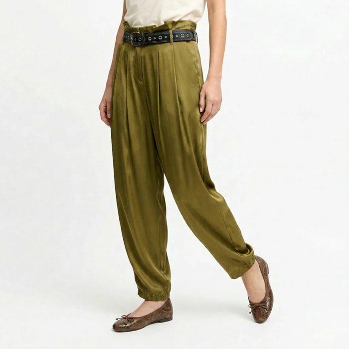 -BAILARINA DEBORAH AMAZONIA NATURAL