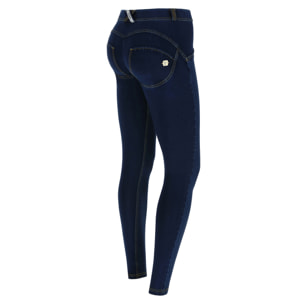 Pantalone WR.UP® superskinny vita e lunghezza regular in jersey denim scuro