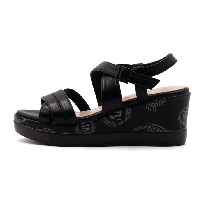 ALV by Alviero Martini Sandali