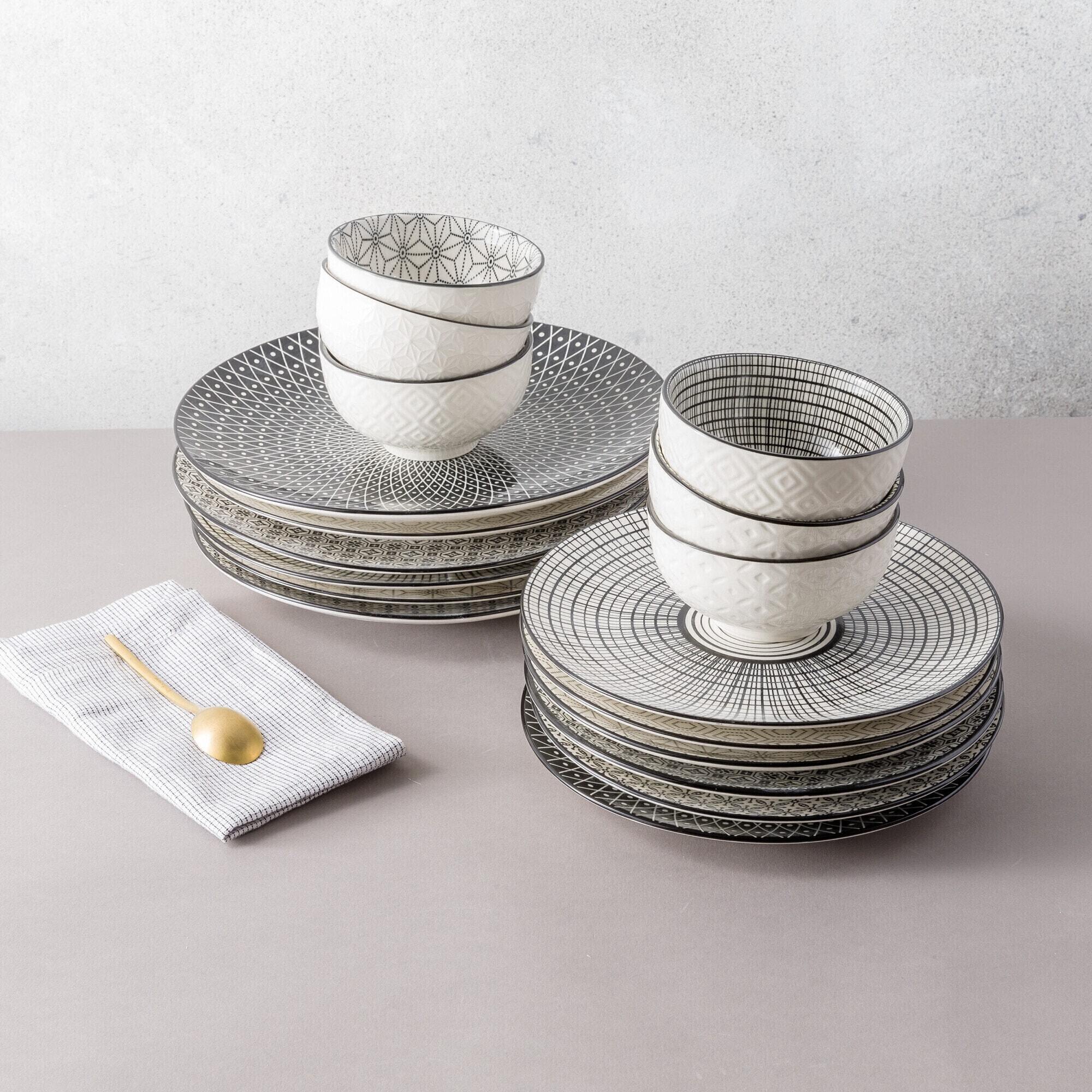 Lot de 6 grandes assiettes, KOMAE
