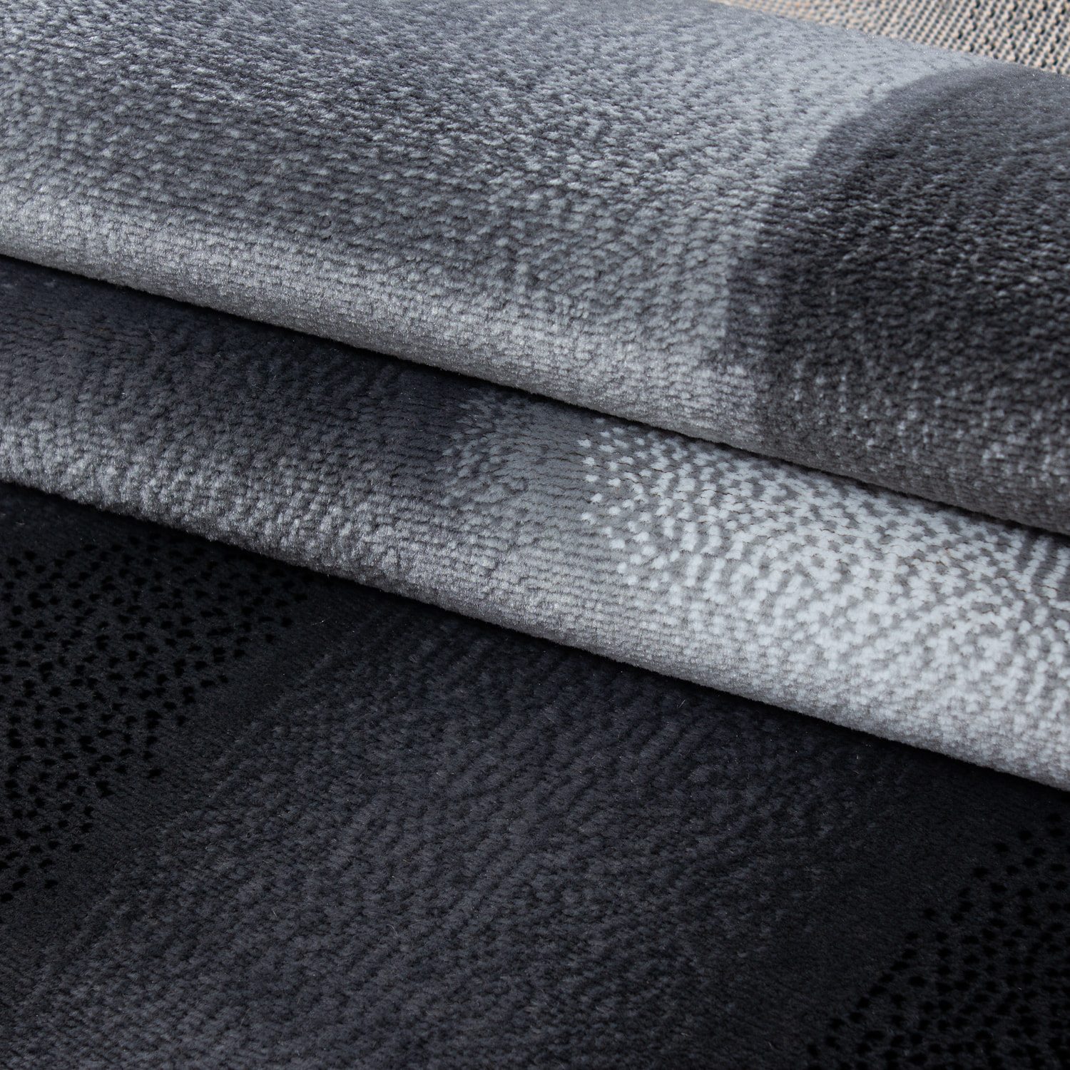 PLUS - Tapis à poils courts design noir - PLU8008NOI