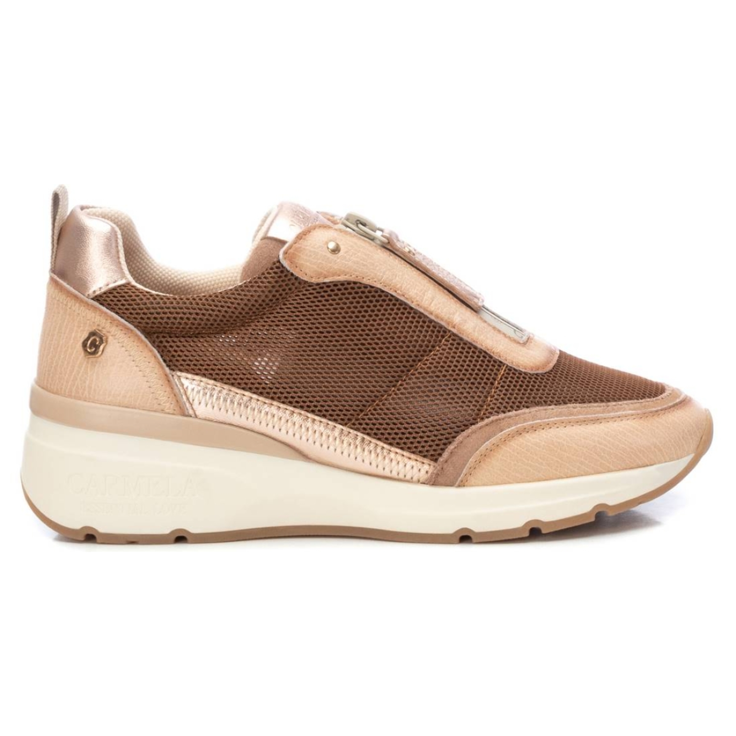 Zapatilla de piel beige