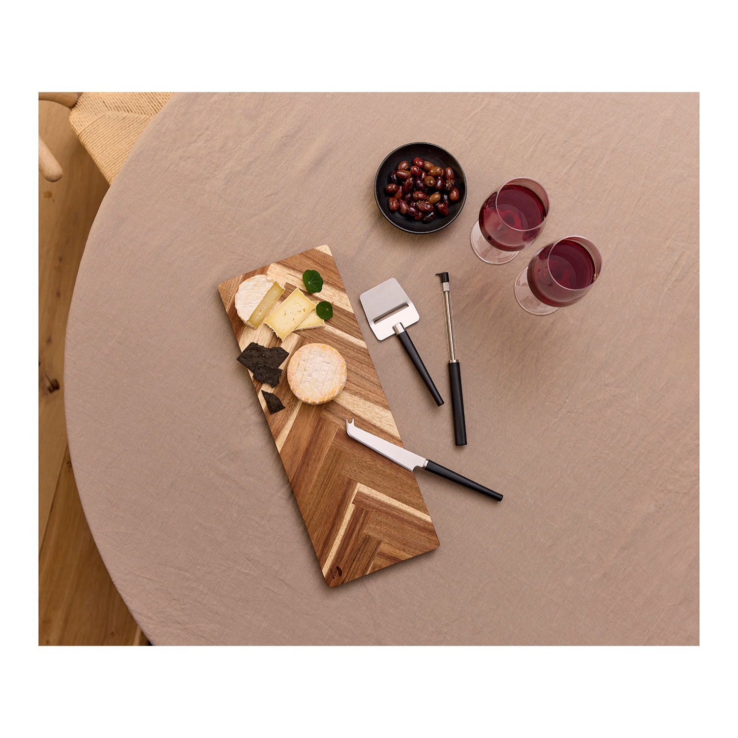 Planche à servir en acacia