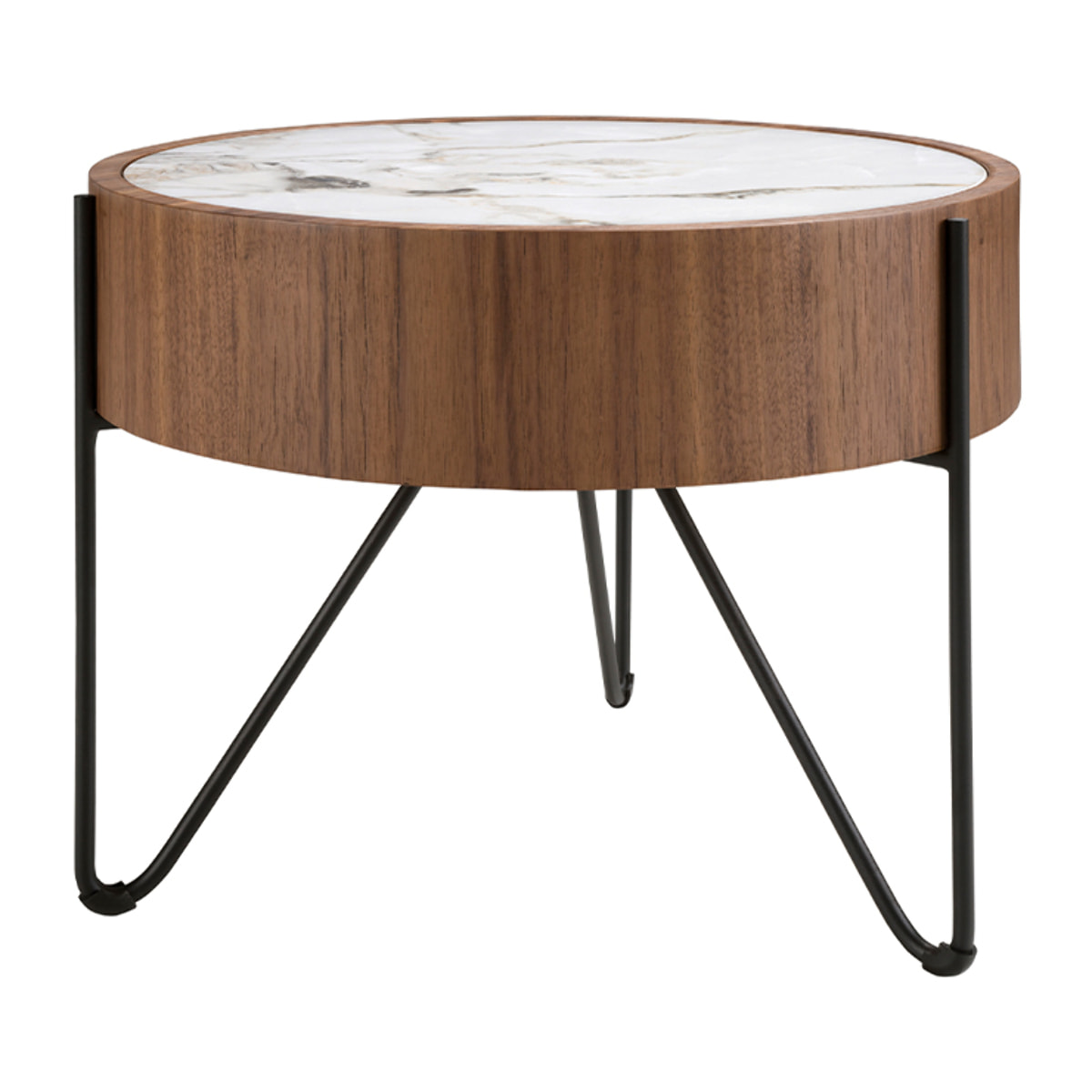 Mesa rincón Angel Cerdá redonda en madera chapada en nogal natural y una tapa de mármol porcelánico blanco con vetas en tonalidades grises y marrones en acabado brillo 50x50x38cm