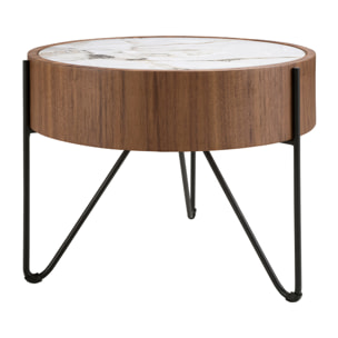 Mesa rincón Angel Cerdá redonda en madera chapada en nogal natural y una tapa de mármol porcelánico blanco con vetas en tonalidades grises y marrones en acabado brillo 50x50x38cm