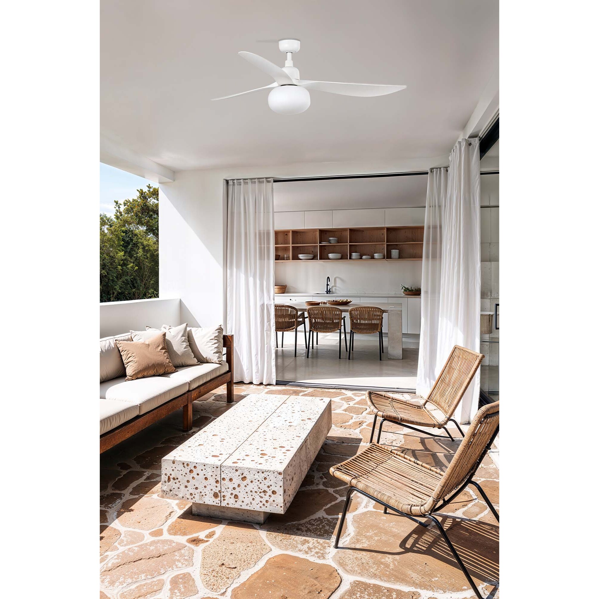 OUTWOOD L Ventilateur de plafond blanc IP44 1X27 TUYA