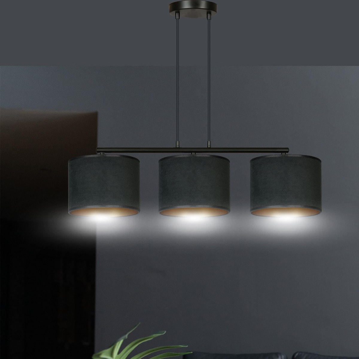 Lampada a sospensione HILDE a tre luci in acciaio e velluto nero