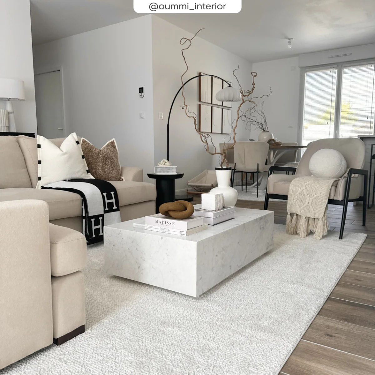 Table basse rectangulaire en marbre blanc - Izaé