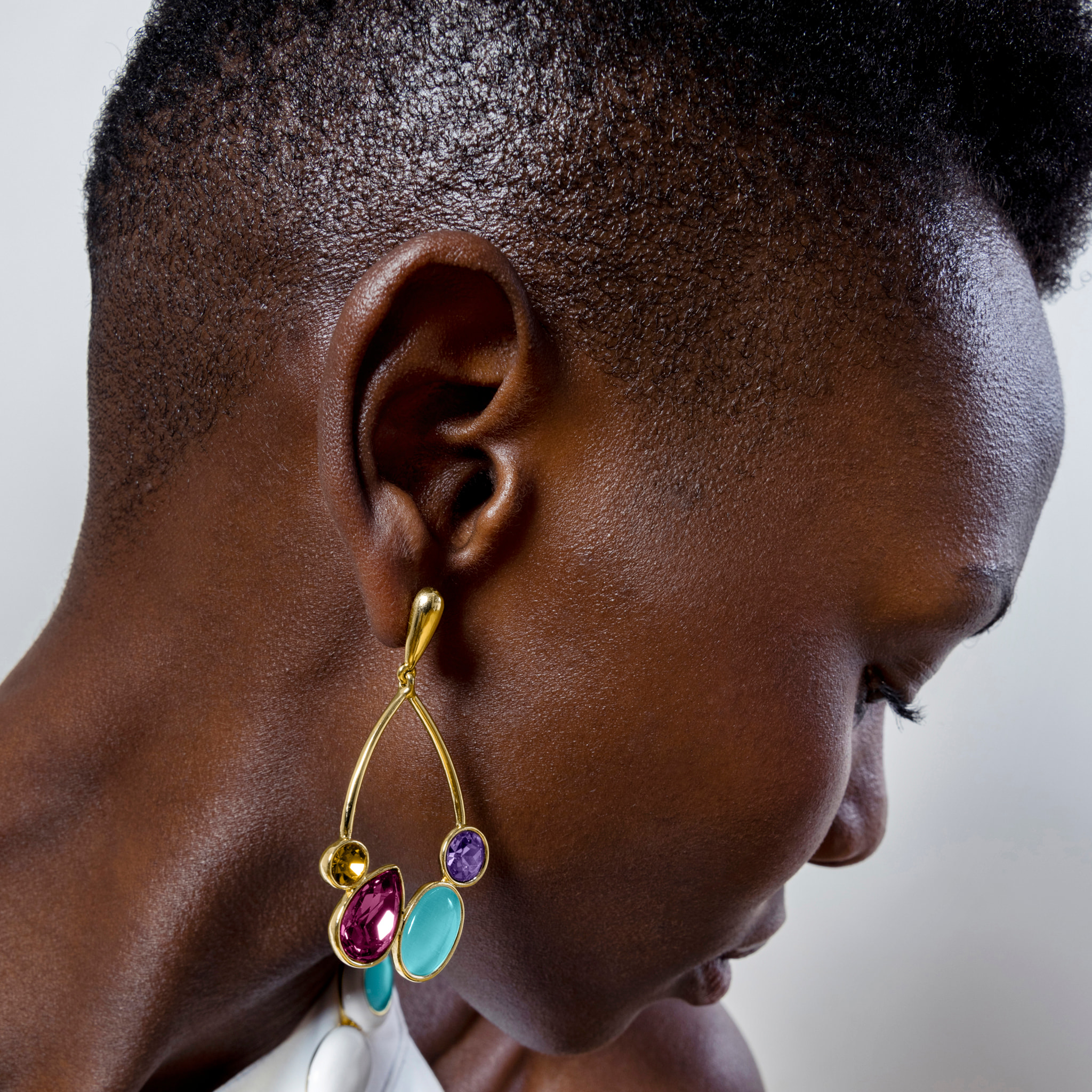 Pendientes de Circonita Multicolor acabados en oro amarillo de 18k