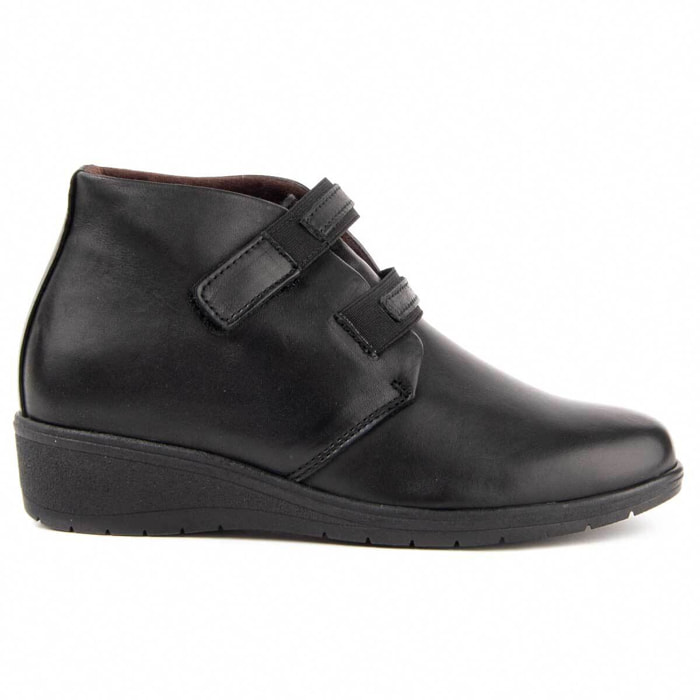 Botín De Cuña - Negro - Altura: 4 Cm