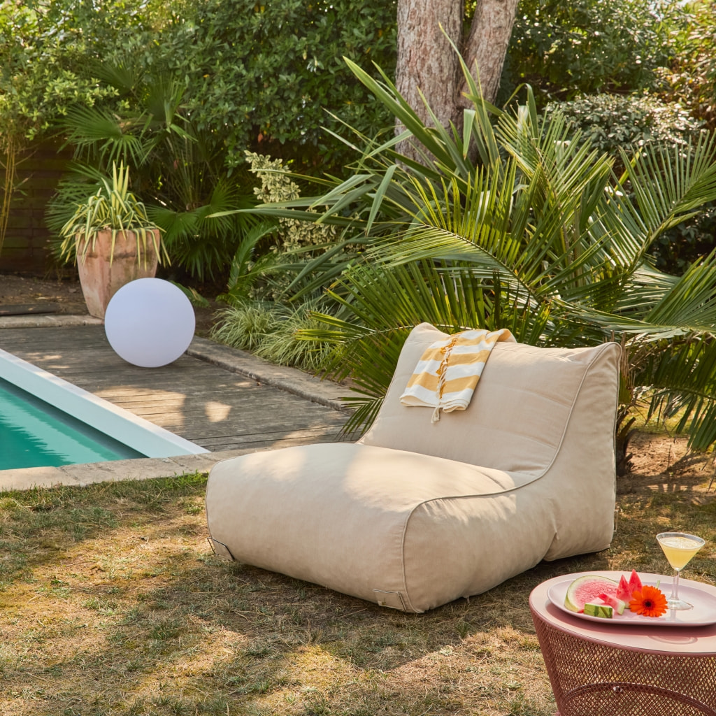 Chauffeuse extérieure oléfine  PLUMA