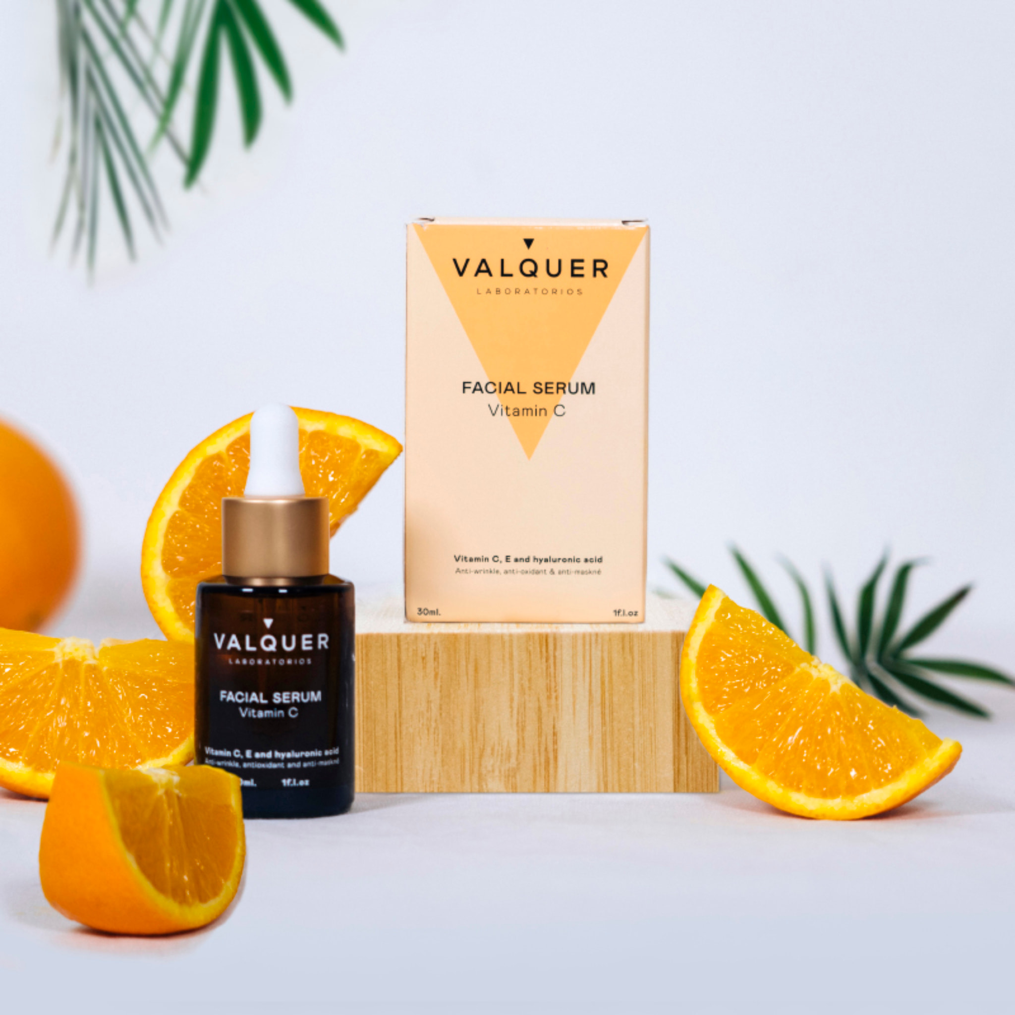 Valquer Pack Facial Vitamina C y Ácido Hialurónico - Serum 30 ml y Ampollas 5 x 2 ml