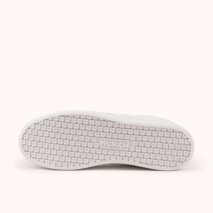 MUNICH OPEN 02 Zapatilla Minimalista Urbana en Piel Blanca con Detalle Azul