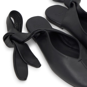 Bailarina plana Sybil en napa con cierre de cintas