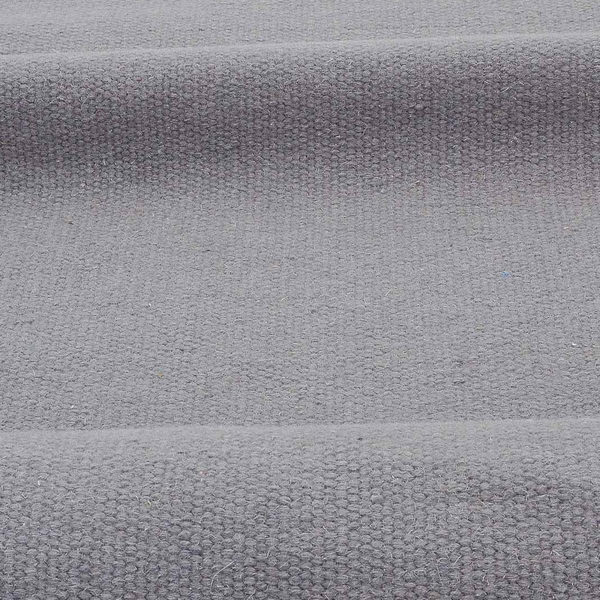 Tapis Kilim tissé à la main en laine uni gris