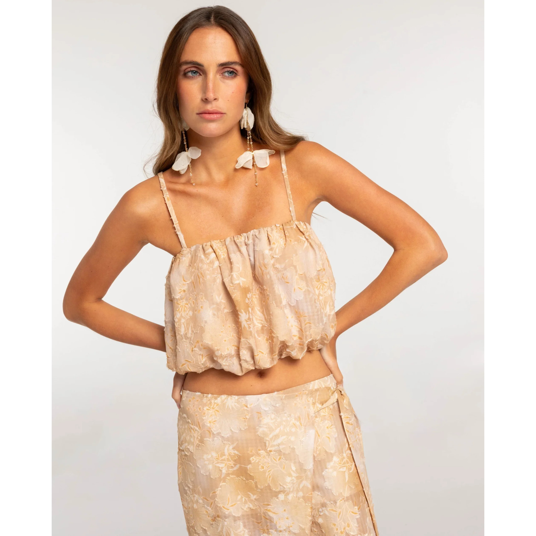 Top de mujer abullonado estampado