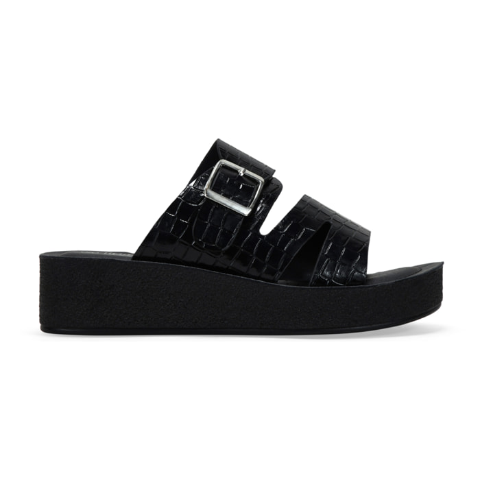 Sandalias de cuña negras efecto cocodrilo con hebilla