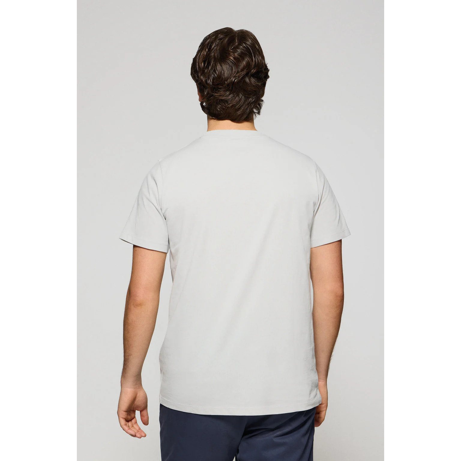 Camiseta gris claro con cuello redondo y bordado Rigby Go